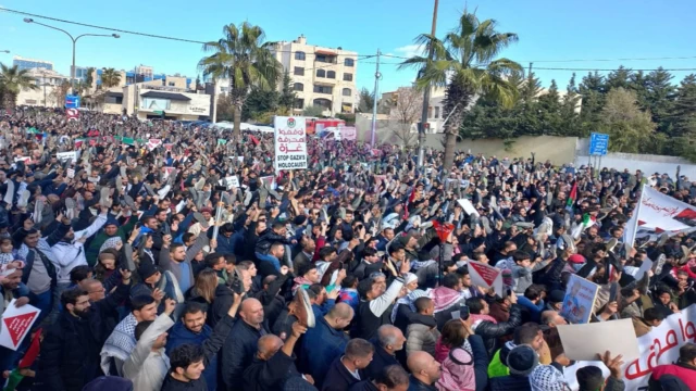 Ürdün halkı Gazze için yine meydanlarda