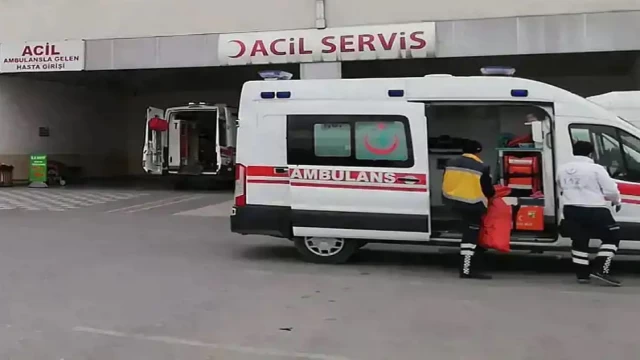 Adana'da trafik kazası: 8 yaralı