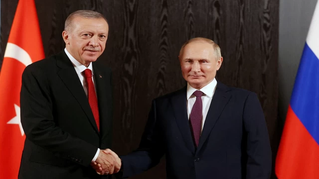 Putin'in Türkiye ziyareti ertelendi