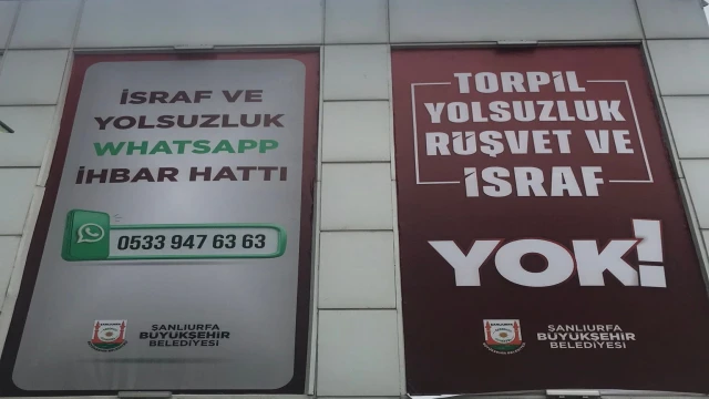 Belediye binasının girişine asıldı! "Torpil yolsuzluk ve israf yok"