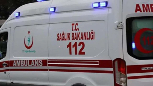 Şanlıurfa'da 4 yaşındaki çocuğun üzerine araç devrildi